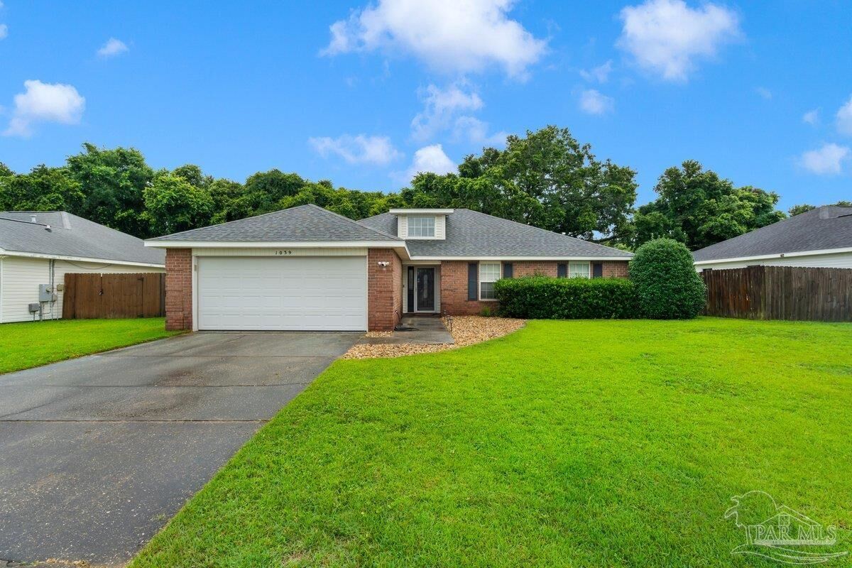 Property Photo: 1039 Brownfield Rd FL 32526