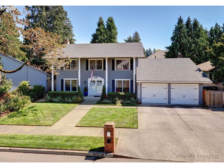 Property Photo:  16346 NE Tillamook St  OR 97230 