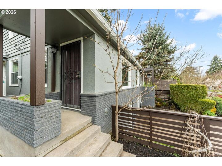 Property Photo: 1435 NE Mason St OR 97211