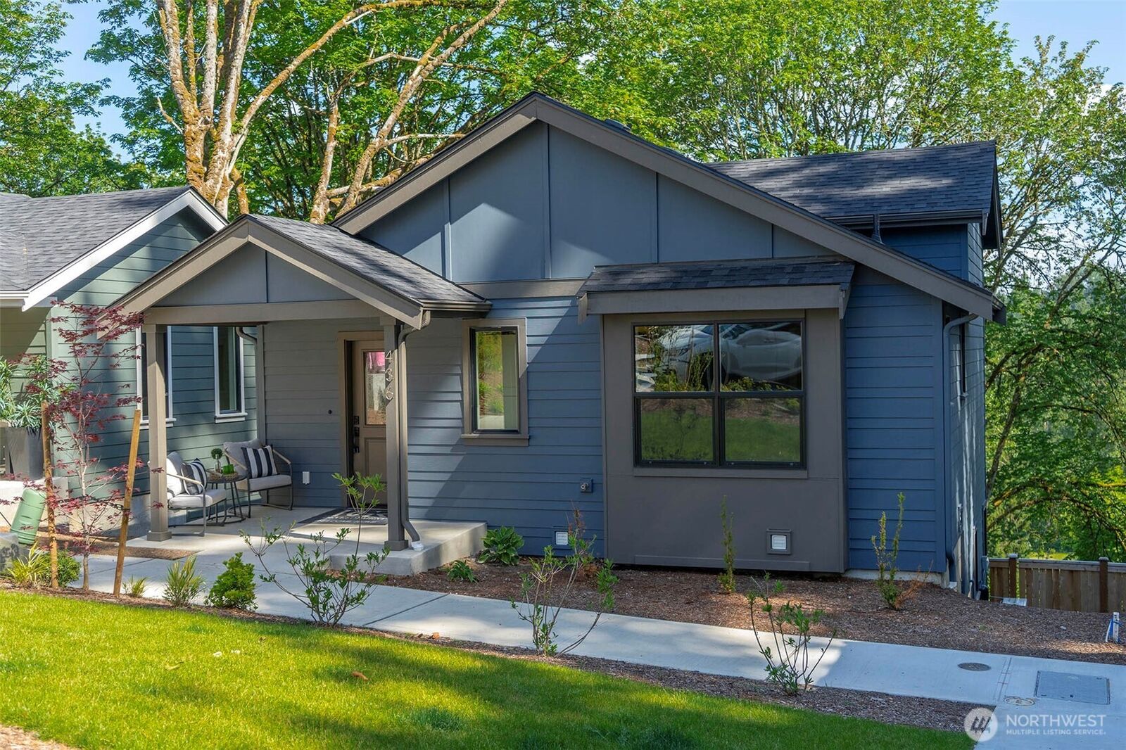 Property Photo: 436 20th Ave WA 98033