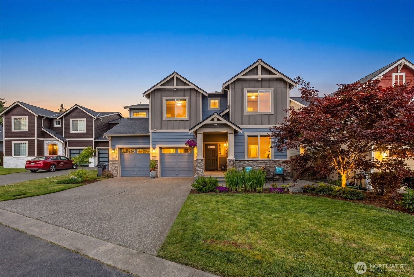 Property Photo:  26832  223rd Lane SE  WA 98038 