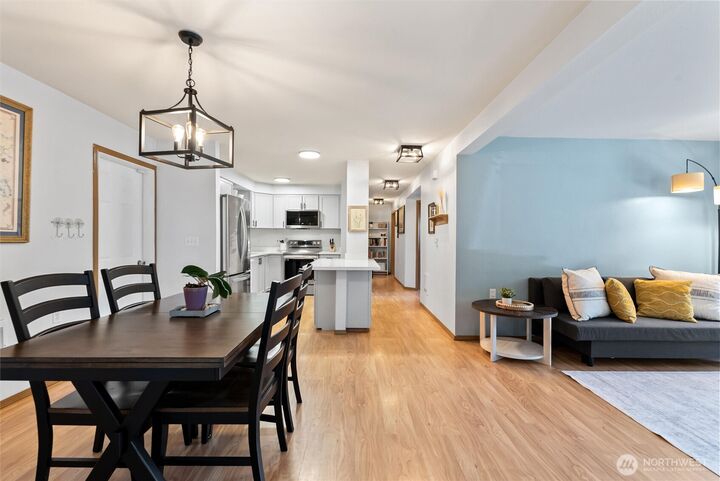 Property Photo: 8917 Meridian Place NE D102 WA 98258