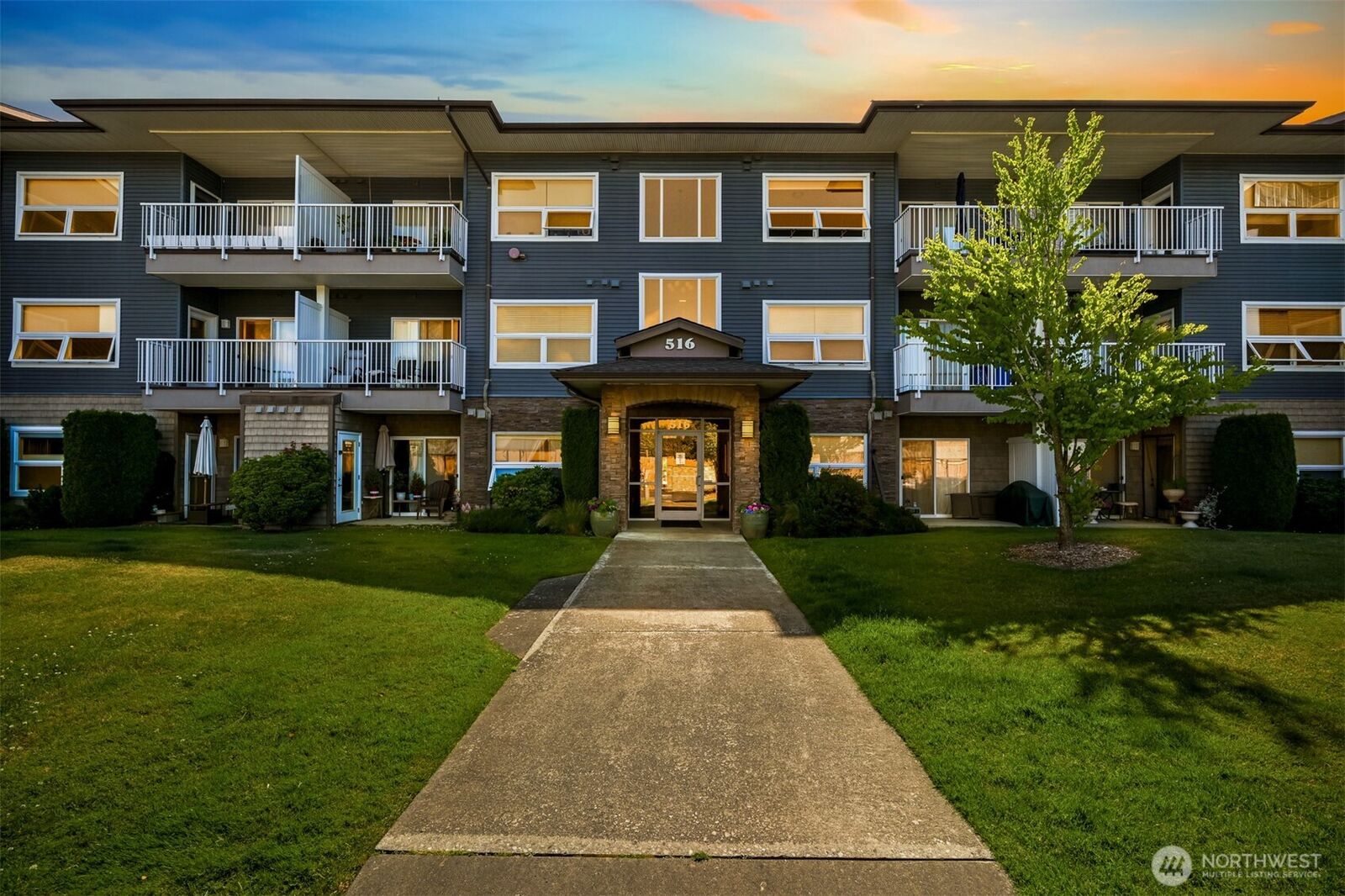 Property Photo:  516  Darby Drive 309  WA 98226 