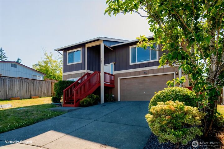 Property Photo: 1031 E 43rd Street Ct WA 98404
