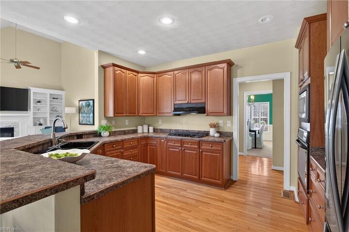 Property Photo:  804 Catrina Ln  VA 23322 