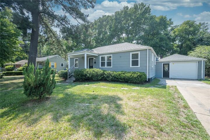 Property Photo: 279 Sedgefield Ave VA 23462