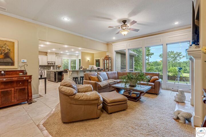 Property Photo:  2250 West Country Club  MO 65301 