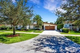 Property Photo:  712 Cremona Ave  FL 33146 