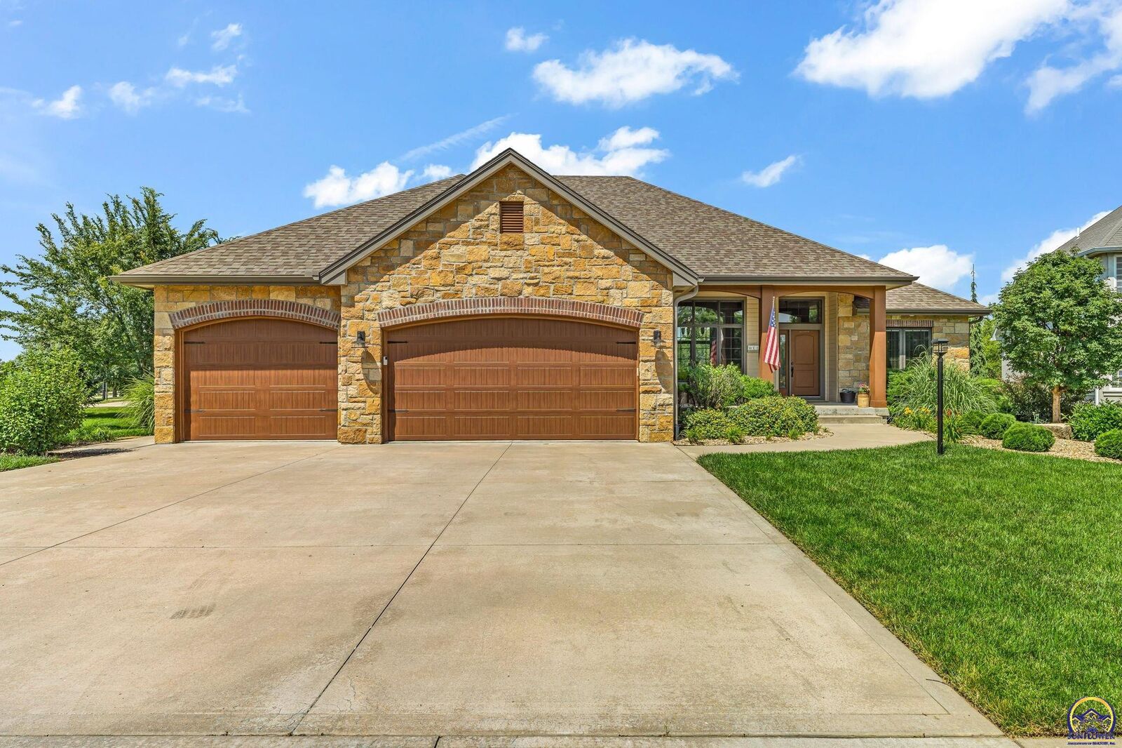 Property Photo:  4300 SW Laurens Way  KS 66610 