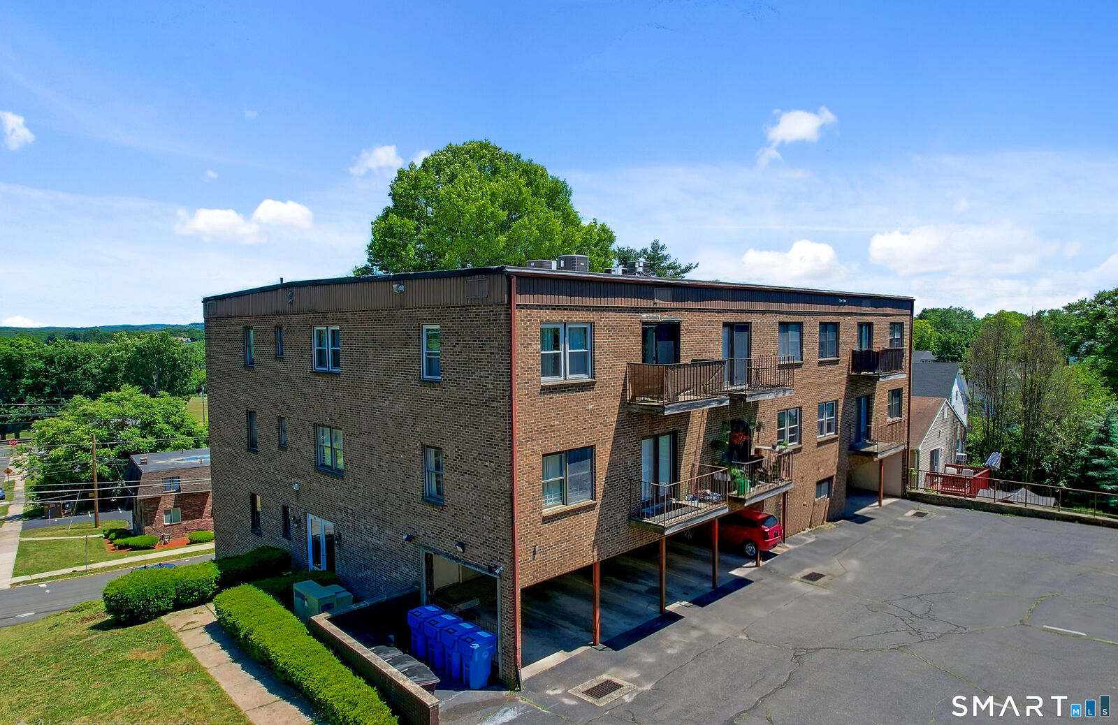 Property Photo: 50 Long Street 12 CT 06053