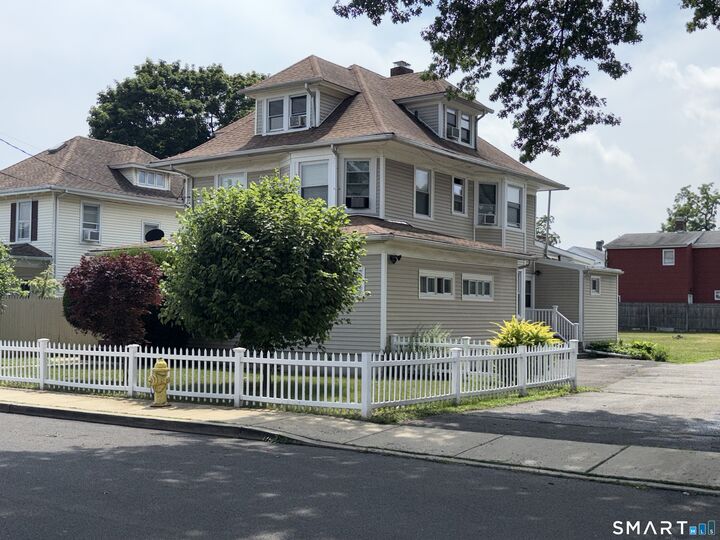 Property Photo: 15 Edlie Avenue CT 06855