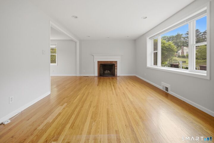 Property Photo:  127 Haynes Road  CT 06117 