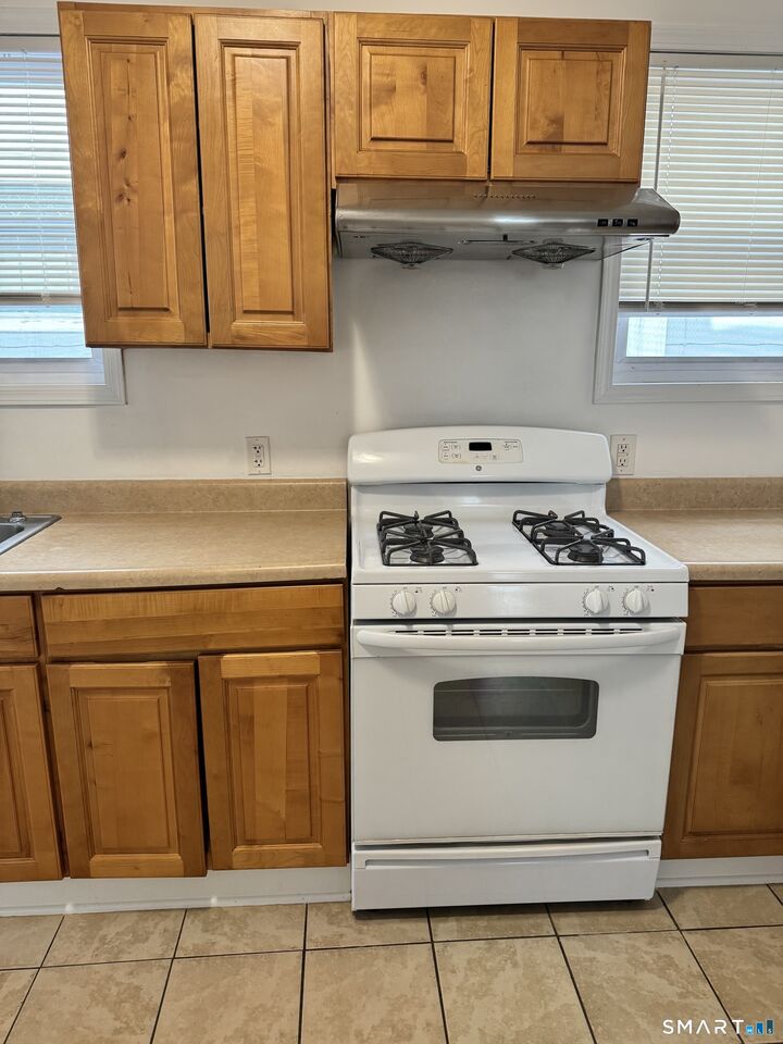 Property Photo:  67 Nash Street #1  CT 06511 