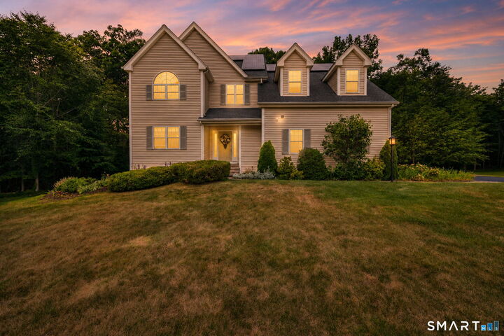 Property Photo:  5 Edwards Way  CT 06002 