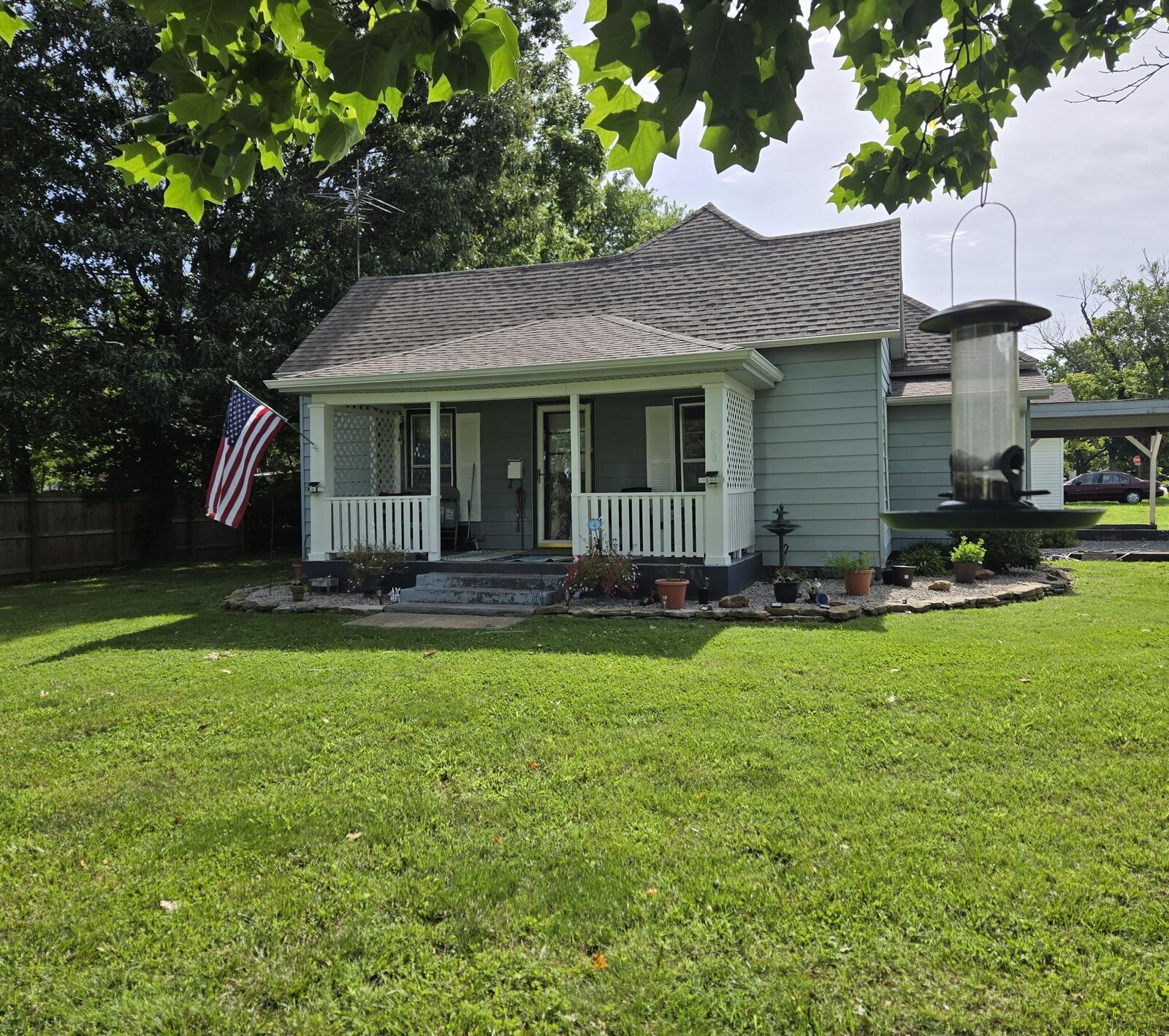 Property Photo:  830 S Park Avenue  MO 65605 