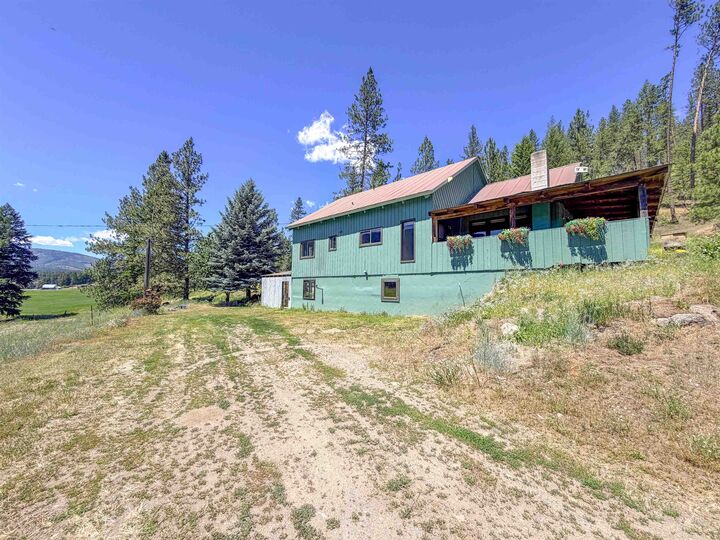 Property Photo:  2098 Marble Valley Basin Rd  WA 99101 
