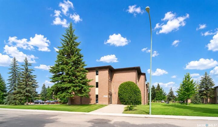 Property Photo: 315 Tait Crescent 309 SK S7H 5L6