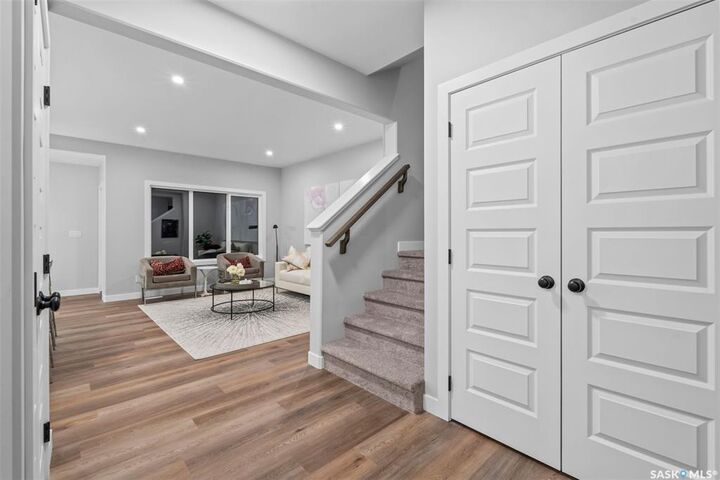 Property Photo: 337 Cockcroft Street SK S7V 1Y8