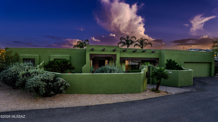 Property Photo:  6201 N Craycroft Road  AZ 85750 