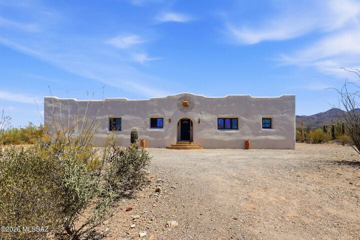 Property Photo: 10855 W Mile Wide Road AZ 85743