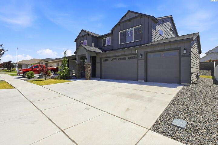 Property Photo: 4689 White Drive WA 99352