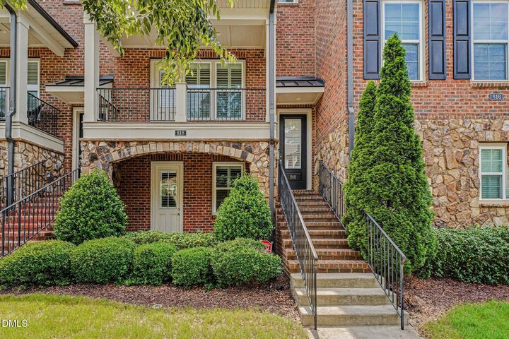 Property Photo:  818 Bankston Woods Way  NC 27609 