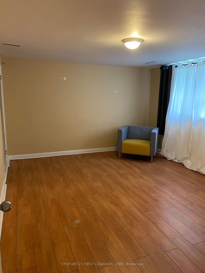 Property Photo:  270 Sarnia Road Basement Bedroom  ON N6G 1M9 