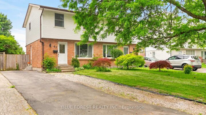 67 Breckenridge Crescent — photo 1