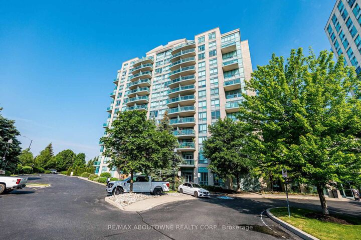 Property Photo: 2585 Erin Centre Boulevard 1102 ON L5M 6Z7