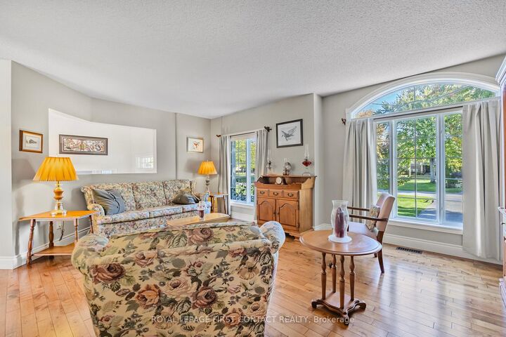 Property Photo: 93 Bayshore Drive ON L0K 1B0