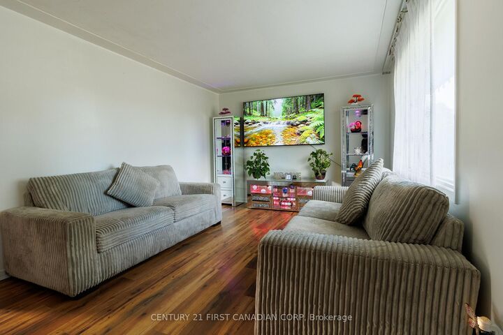 Photo de la propriété:  117 Goldwick Crescent  ON N5V 2K9 