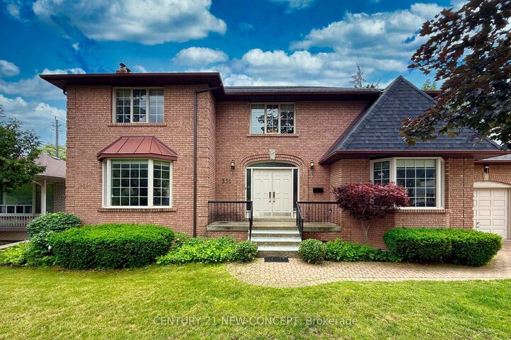 Photo de la propriété: 351 Byng Avenue ON M2N 4L7