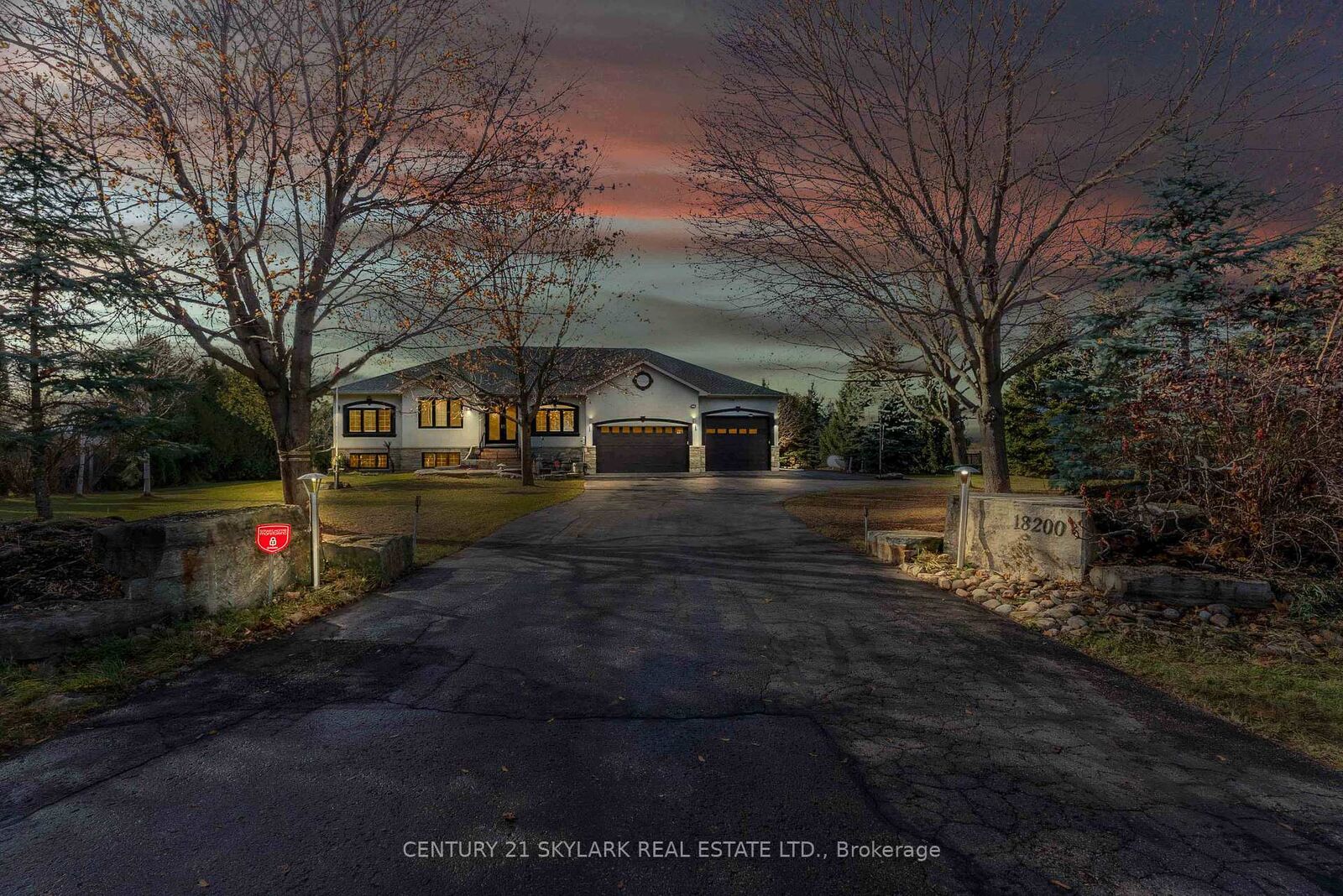 Property Photo:  18200 Mountainview Road  ON L7K 2E8 