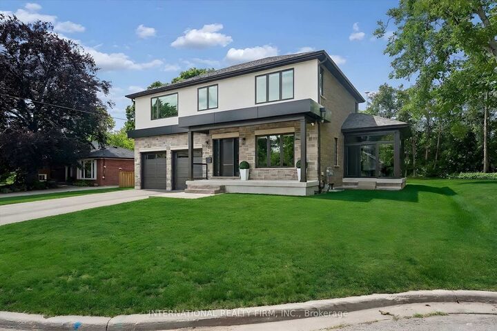 Property Photo: 2423 Raymore Drive ON L7R 2B4