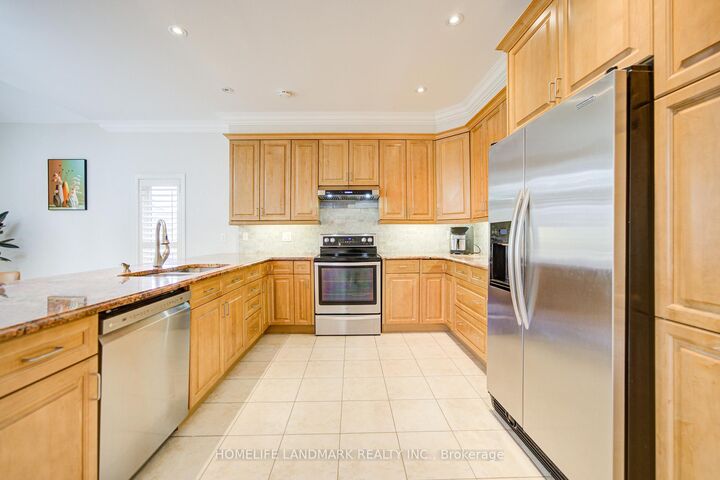 2323 Awenda Drive — photo 1