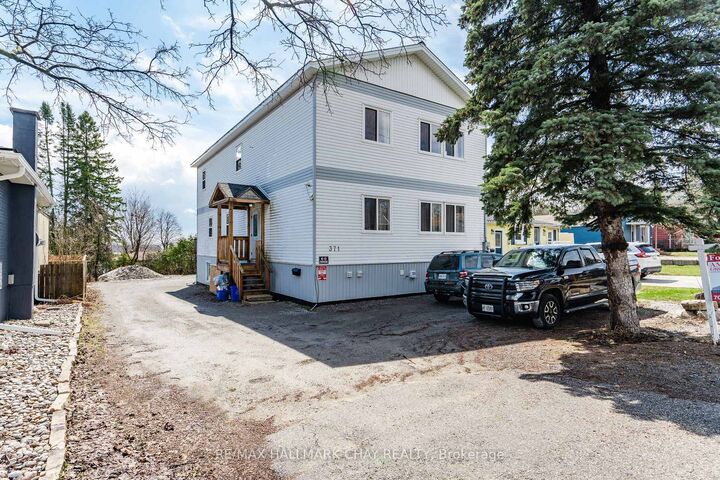 371 Barrie Road — photo 1