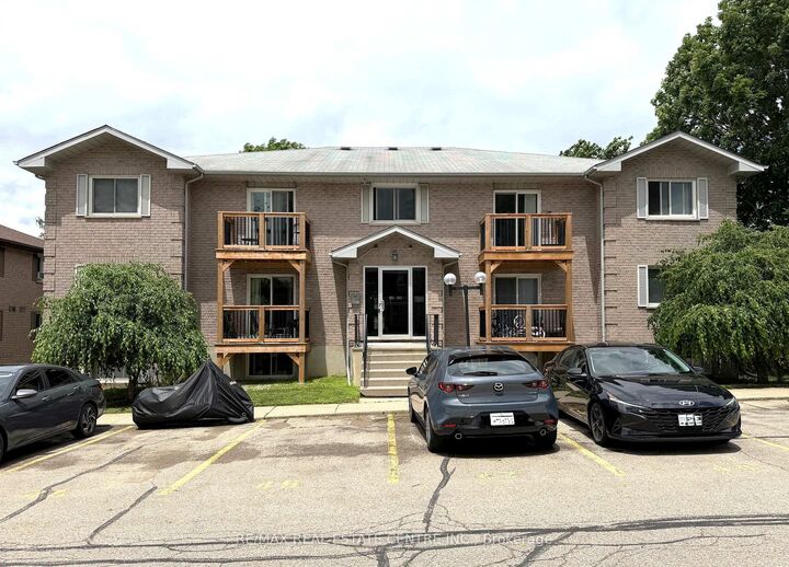 266 Overlea Drive 206 — photo 1