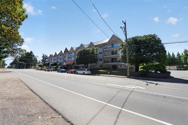 Property Photo: 6711 Dover Rd #127 BC V9V 1L9
