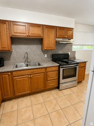 Property Photo: 2540 S 700 E UT 84106