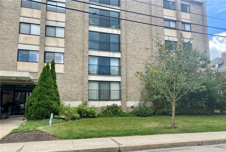 Property Photo: 53 Academy Avenue 404 PA 15228