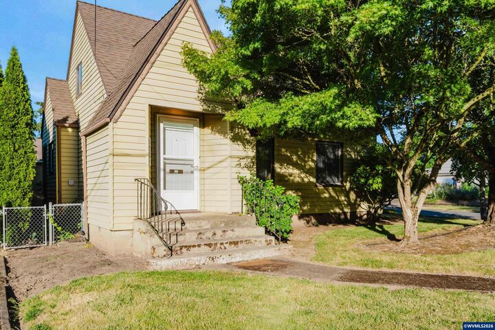 Property Photo: 720 Rosemont Av NW OR 97304