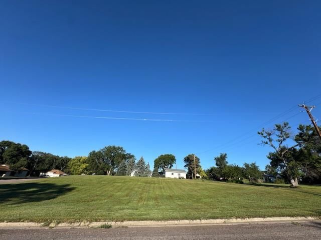 Property Photo: 900 6th St. SD 57062