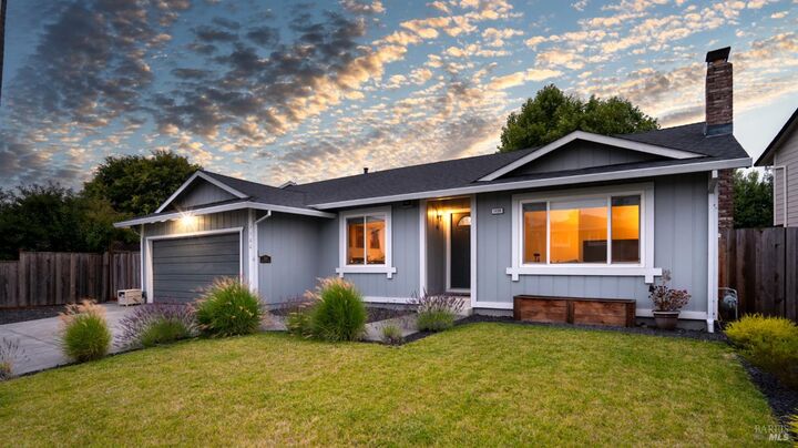 Property Photo:  1120 Santa Clara Lane  CA 94954 