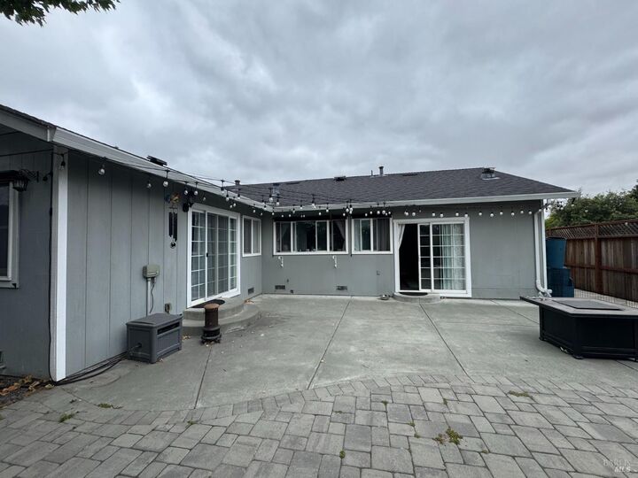 Property Photo:  1120 Santa Clara Lane  CA 94954 