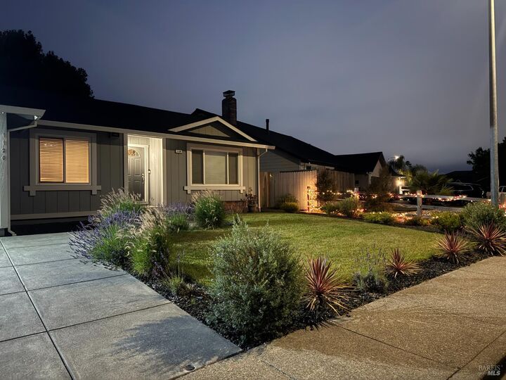 Property Photo:  1120 Santa Clara Lane  CA 94954 