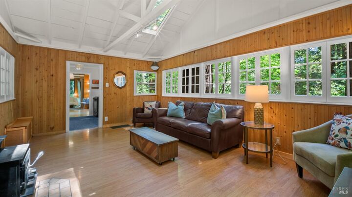 Property Photo:  62 Park Street  CA 94973 