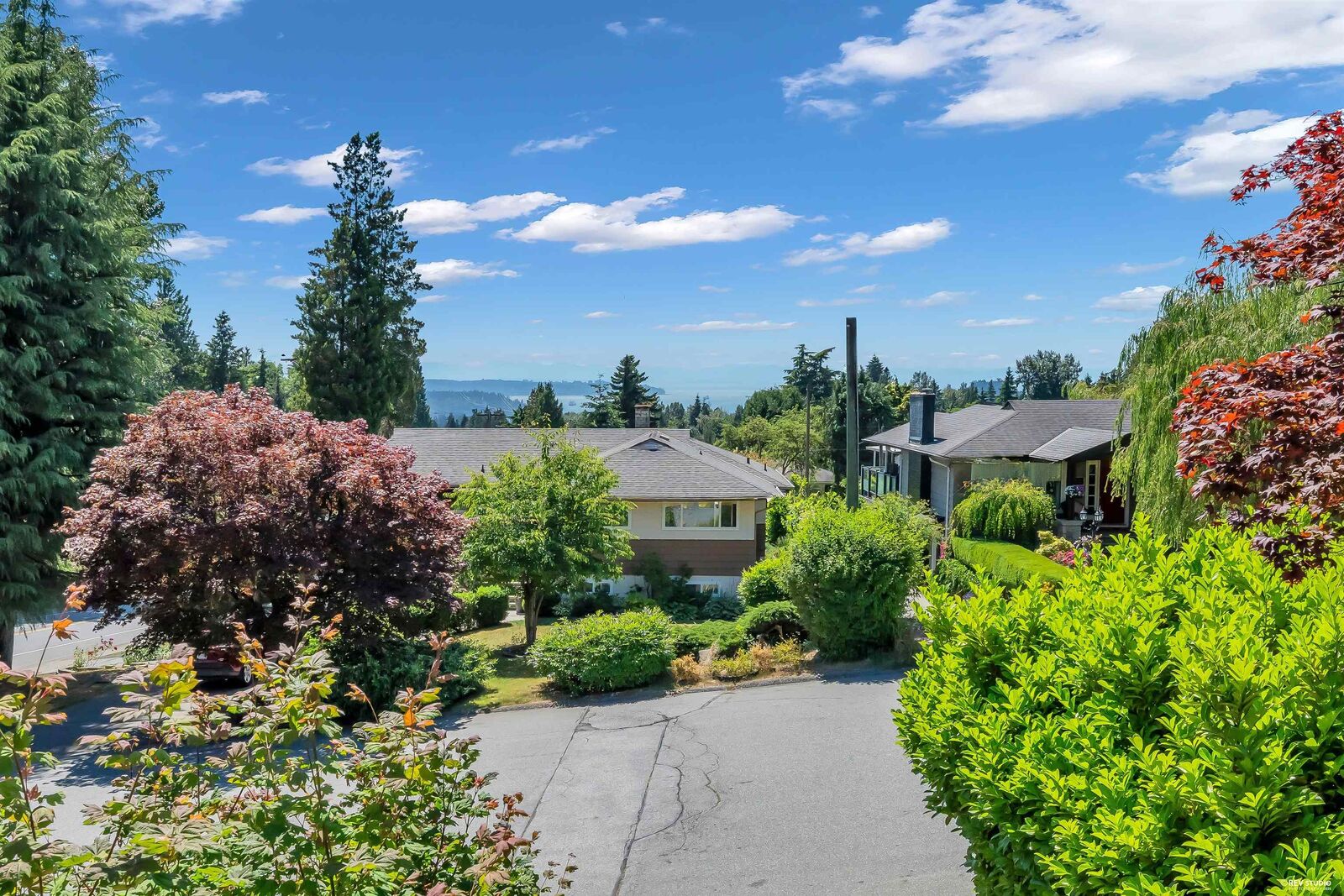 Property Photo: 468 Saville Crescent BC V7N 3B1