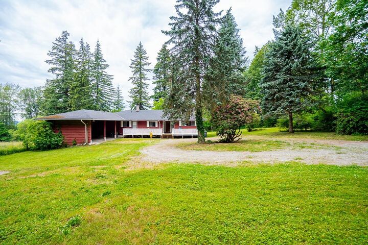 Property Photo: 18495 0 Avenue BC V3Z 9R9