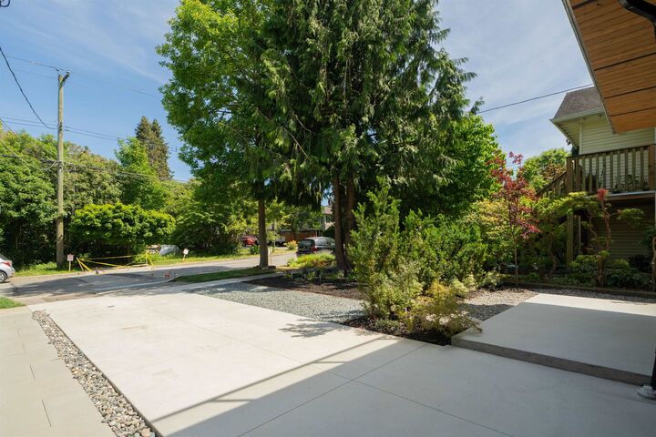 Property Photo: 4161 Windsor Street 1 BC V5V 4P2