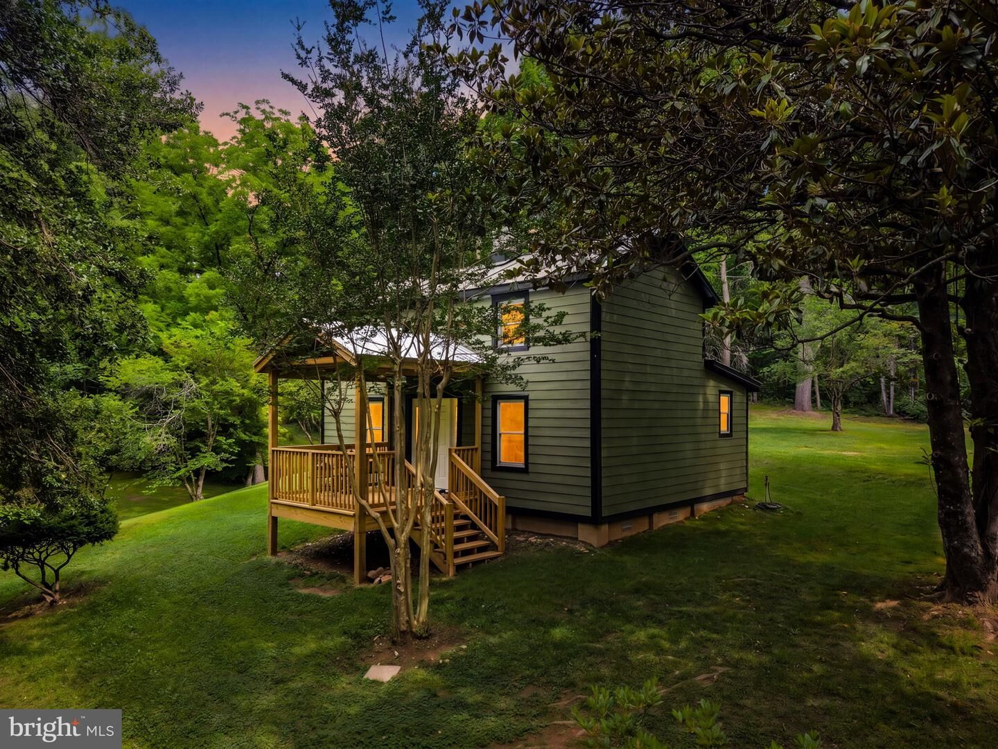 Property Photo: 2303 W Hoover Road VA 22722